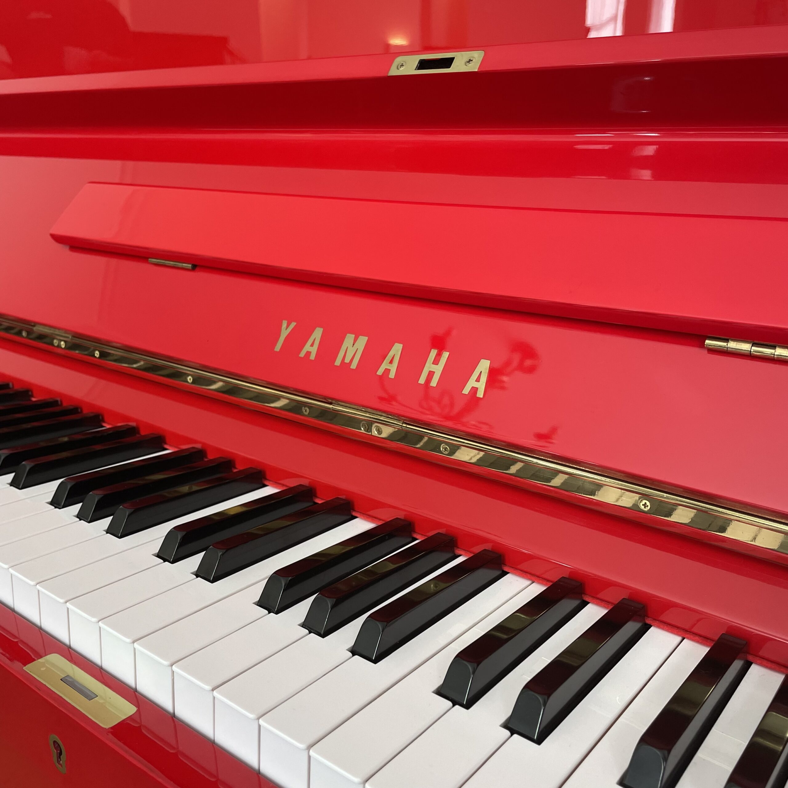 A Yamaha U1 Upright Piano - Image 6