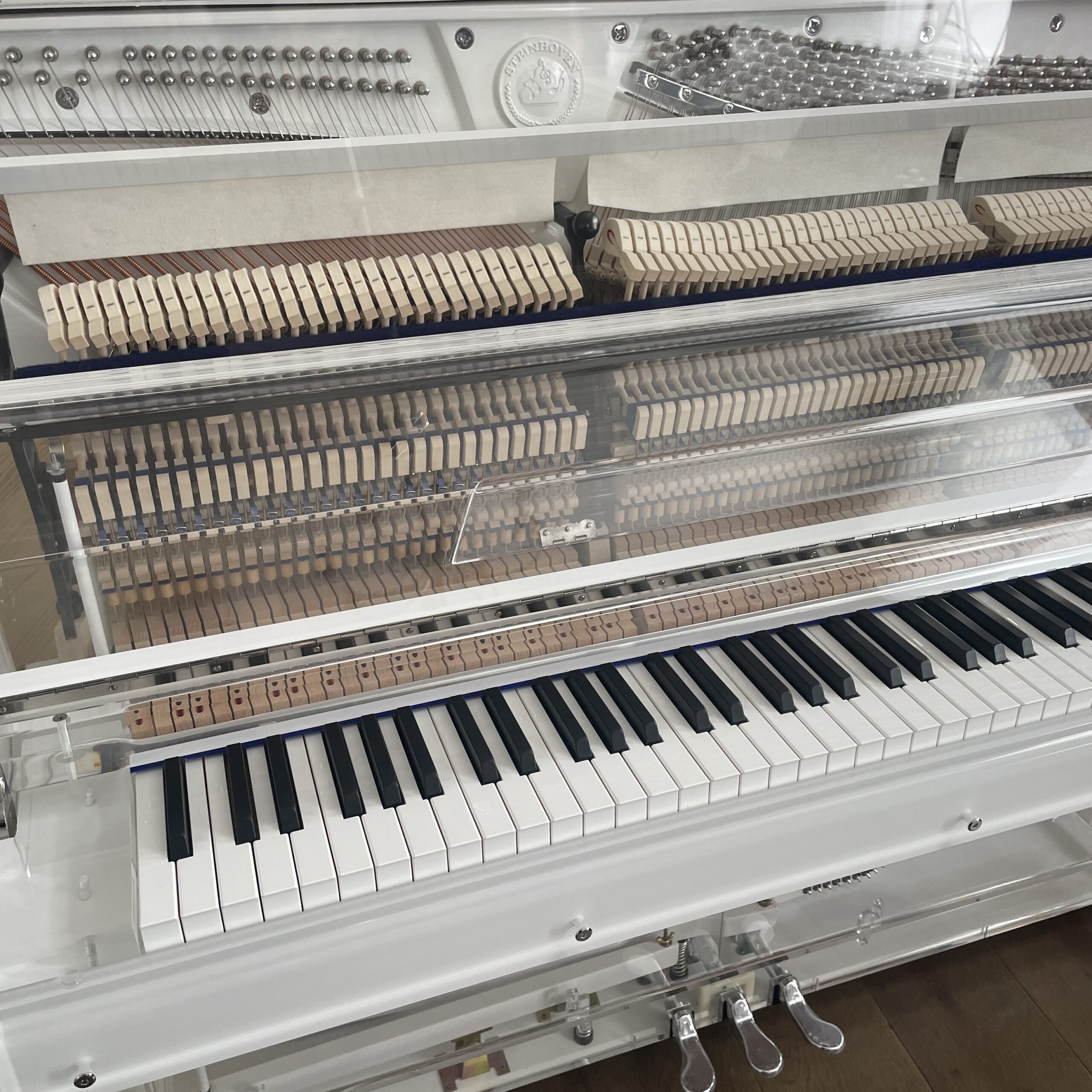 A Steinhoven SU-123 Crystal Upright Piano - Image 5