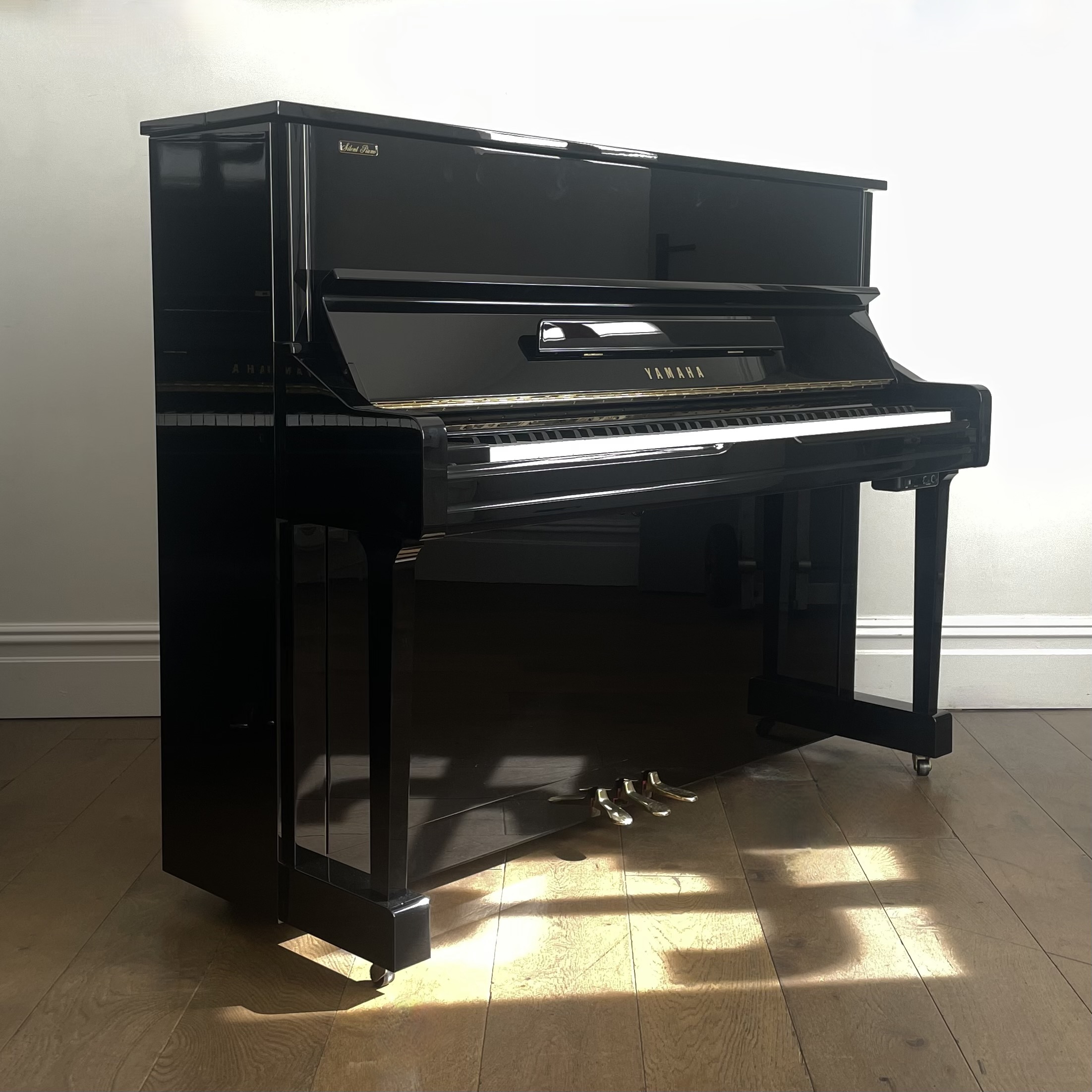 A Yamaha YU1 Silent Upright Piano - Image 3
