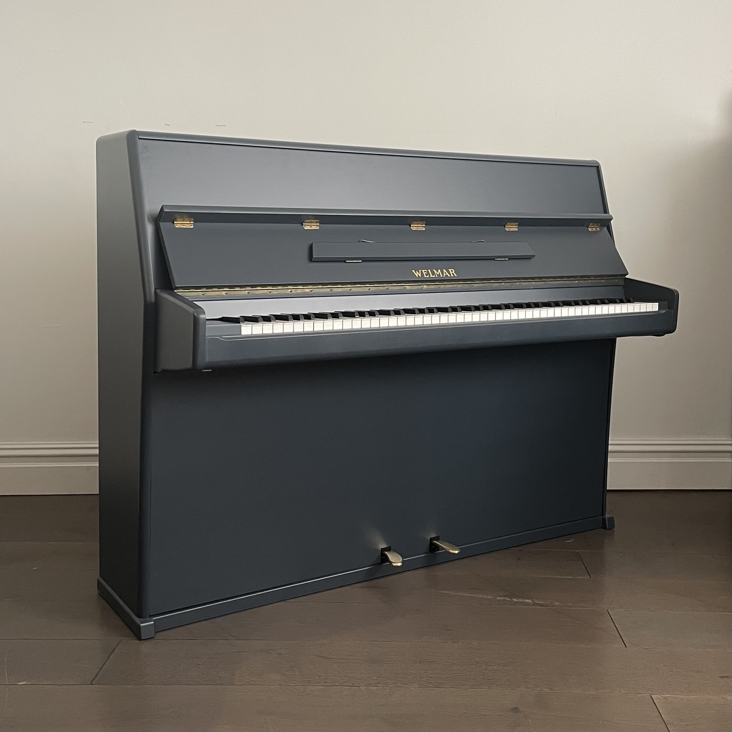 A Welmar Painted Upright Piano - Image 6