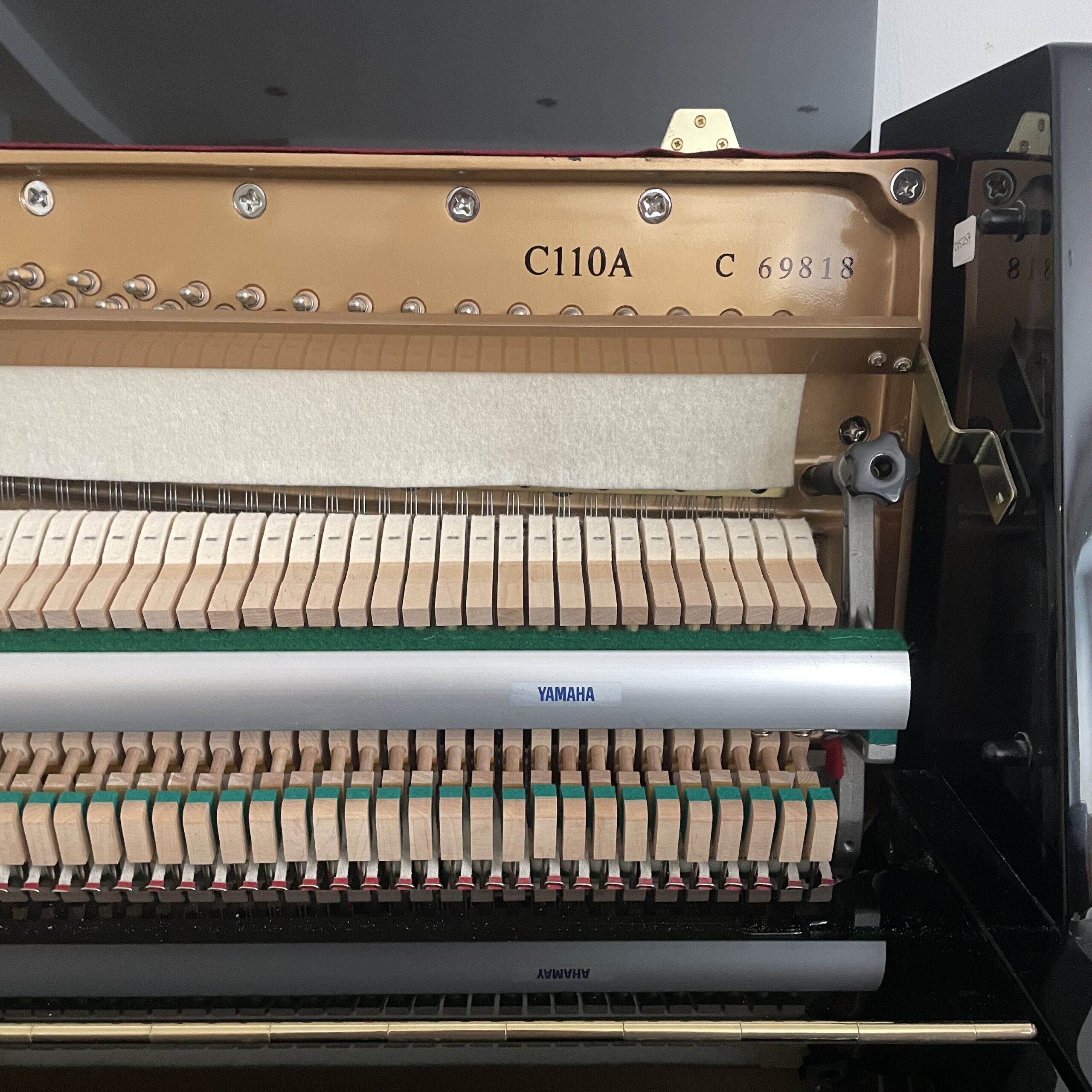 A Yamaha C110 Upright Piano - Image 4