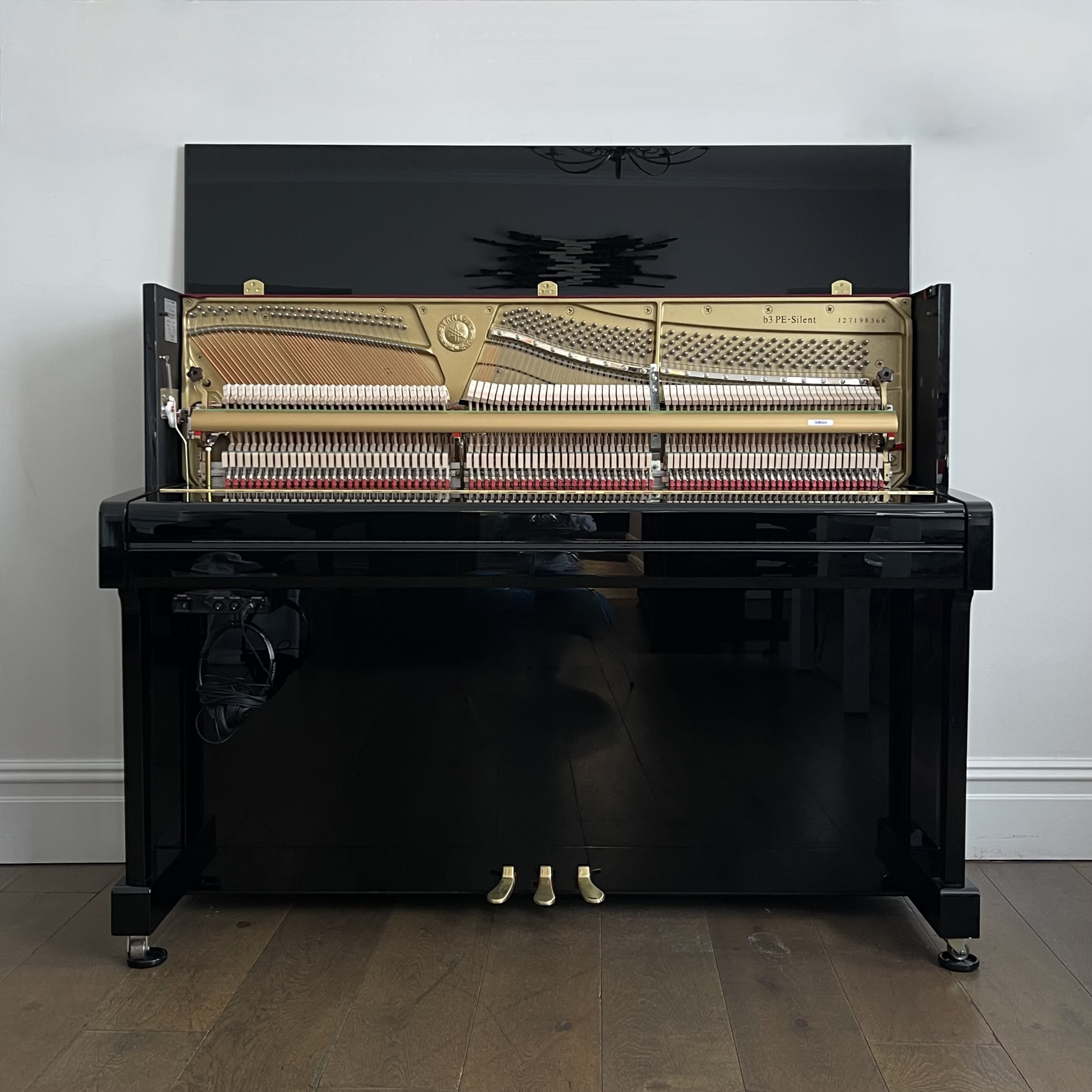 A Yamaha B3 Silent Upright Piano - Image 5