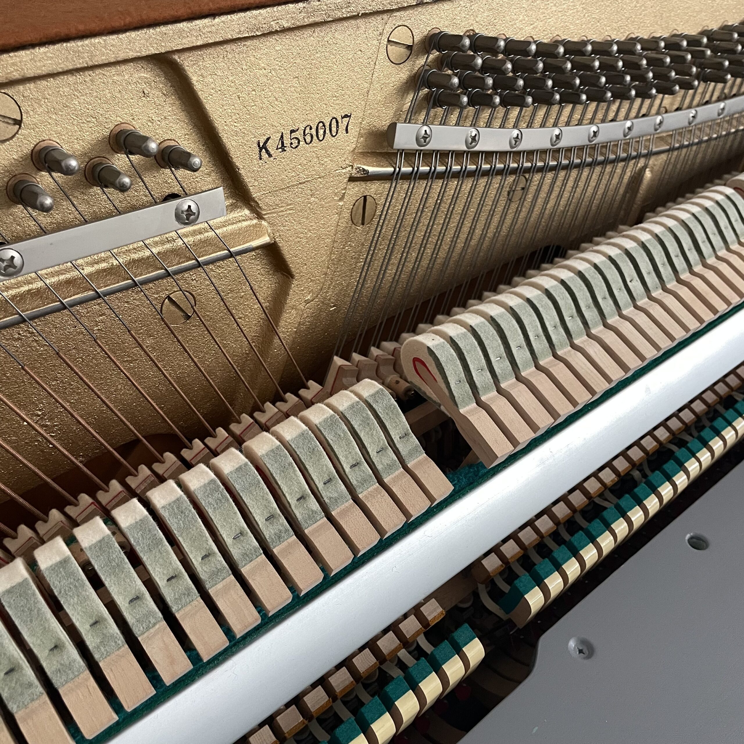 A Kawai 5 Octave Painted Piano - Image 5