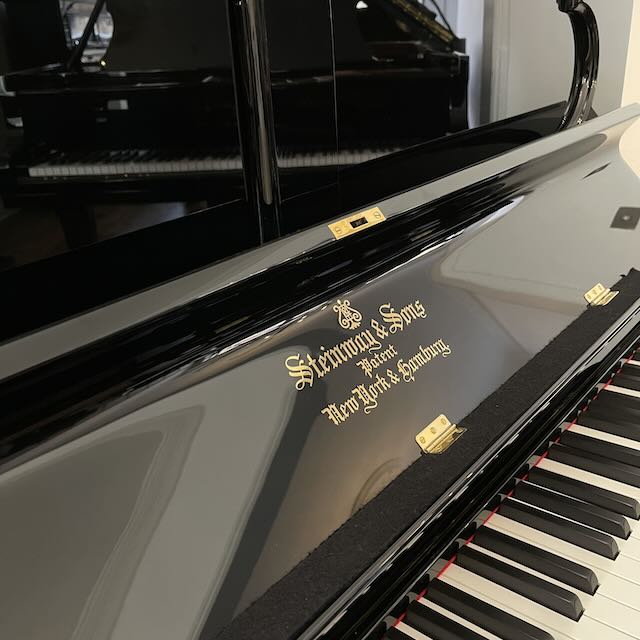 A Steinway & Sons Model E Upright Piano - Image 6