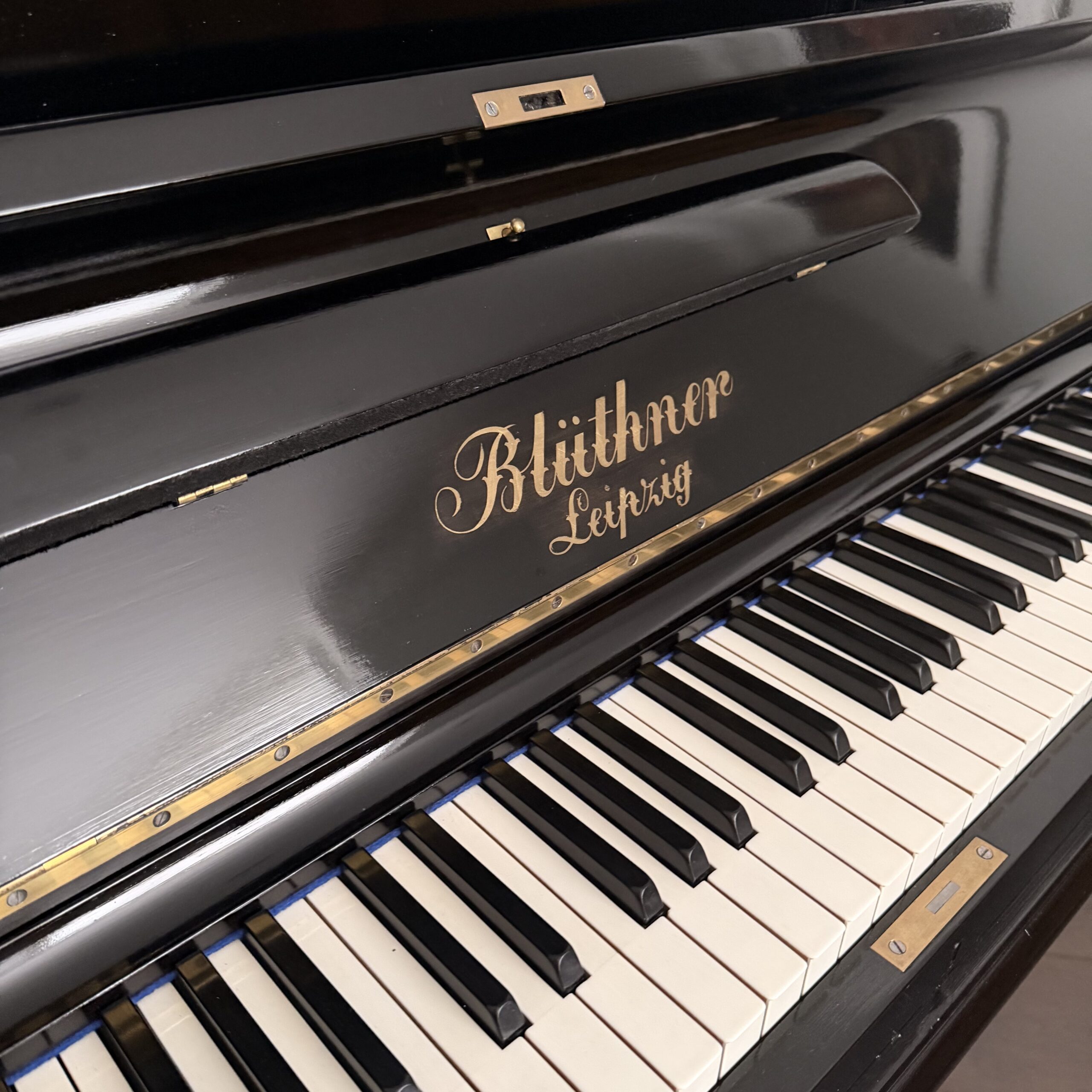 A Bluthner Upright Piano - Image 6